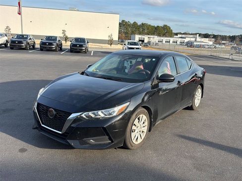 Certified 2021 Nissan Sentra S FWD image 5