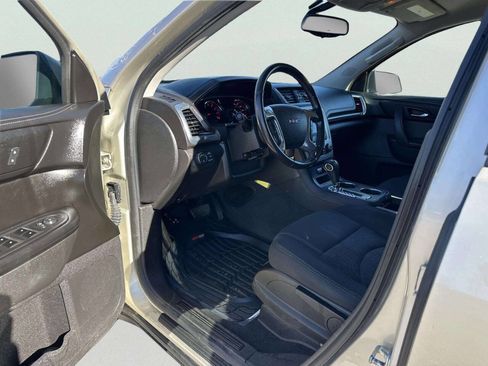 Used 2013 GMC Acadia SLE image 12