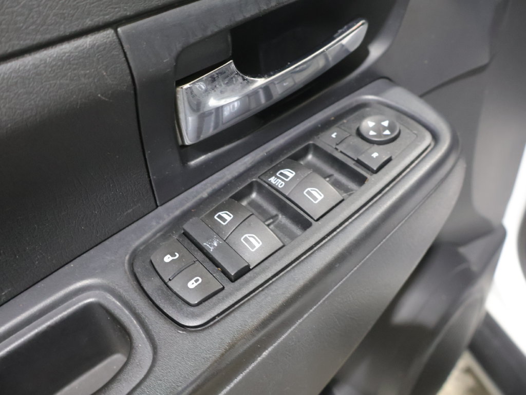 Used 2011 Jeep Liberty Sport w/ Popular Equipment Group AWD/4WD image 13