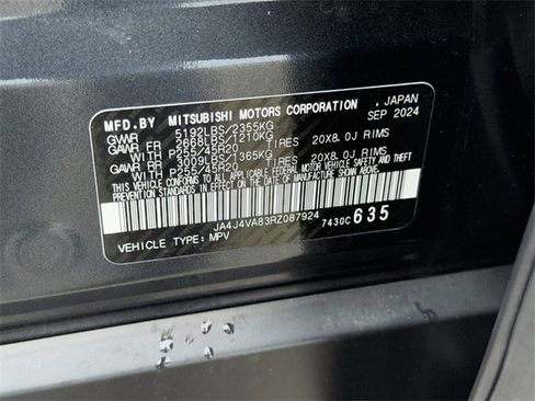 Used 2024 Mitsubishi Outlander SE image 36