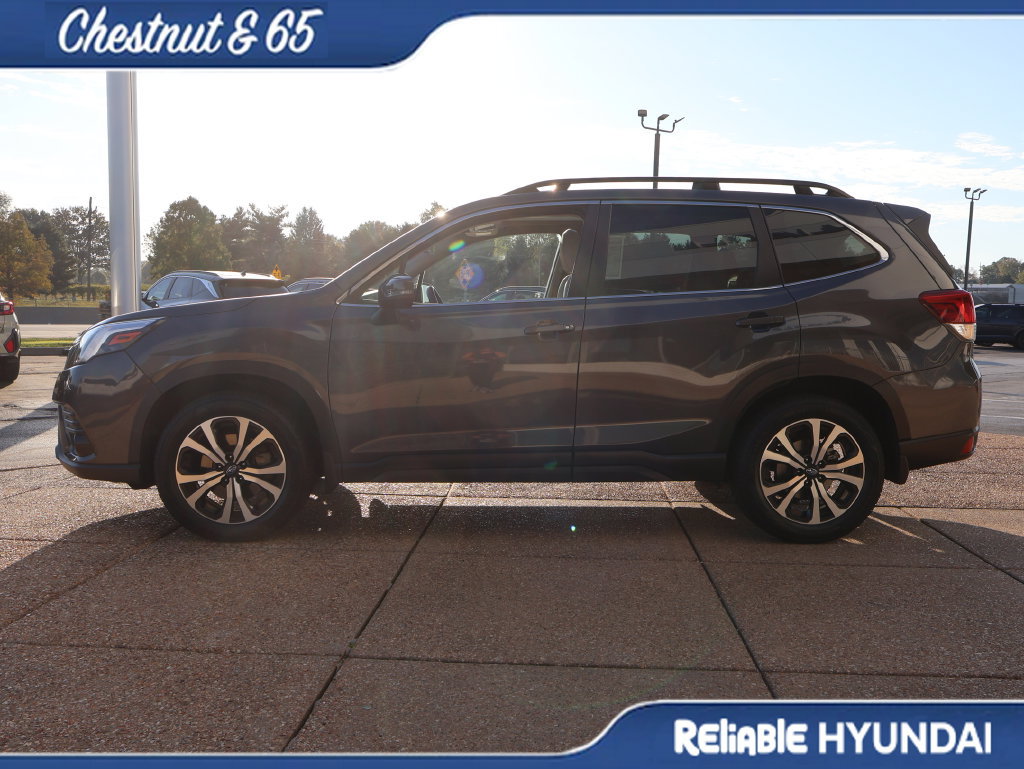 Used 2023 Subaru Forester Limited w/ Popular Package #2 AWD/4WD image 3