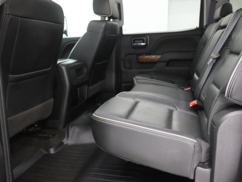 Used 2017 Chevrolet Silverado 2500 High Country w/ Duramax Plus Package AWD/4WD image 33