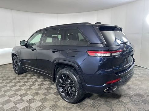 Used 2023 Jeep Grand Cherokee 30th Anniversary image 5