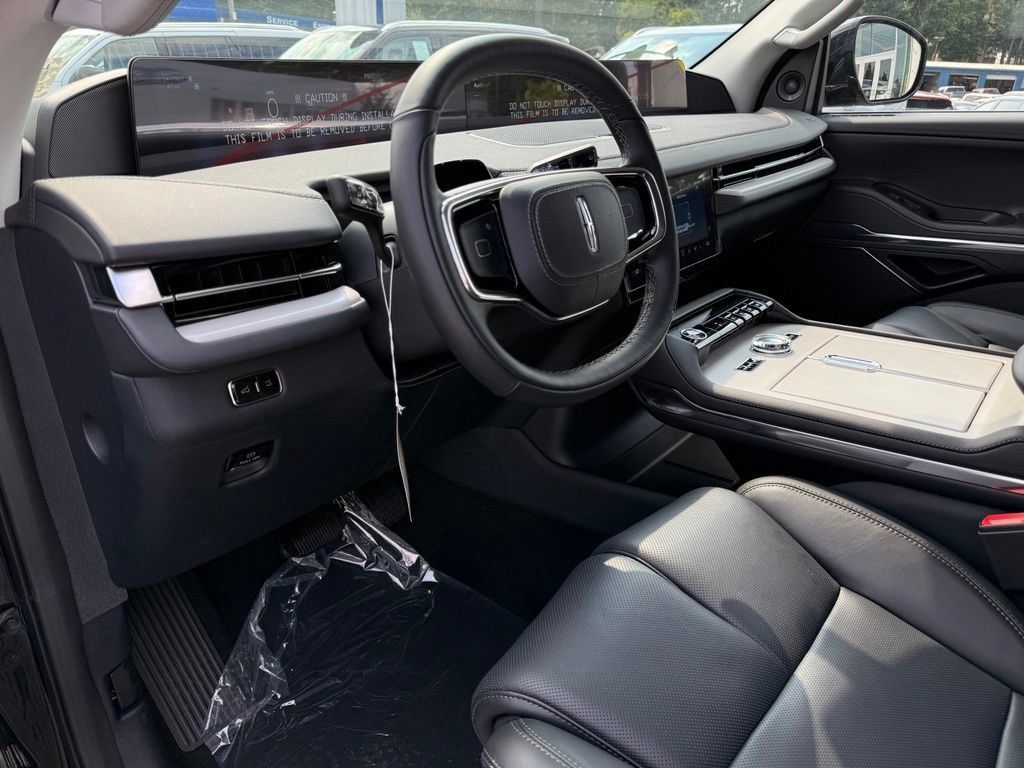New 2027 Lincoln Navigator Premiere AWD/4WD image 23