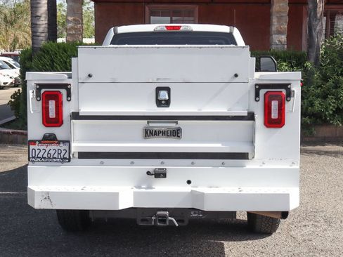 Used 2018 Ford F350 XL w/ Power Equipment Group RWD image 10