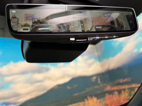 Certified 2025 Subaru Forester Touring w/ Touring Package AWD/4WD image 48