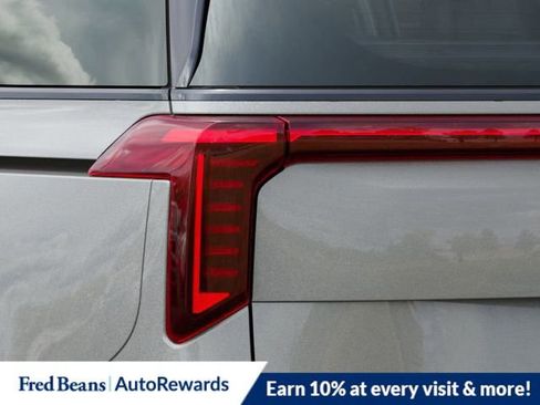 New 2025 Kia Carnival SX Prestige image 12