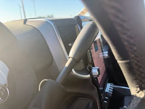 New 2026 RAM 2500 Big Horn AWD/4WD image 25