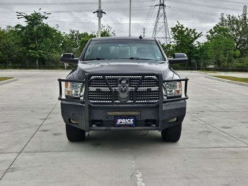 Used 2018 RAM 2500 Big Horn image 2