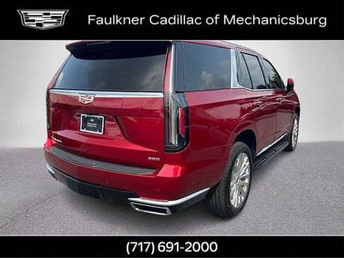 Used 2023 Cadillac Escalade Premium Luxury RWD image 6