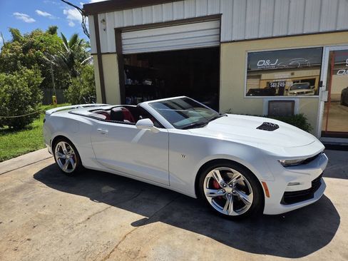 Used 2023 Chevrolet Camaro SS RWD image 19
