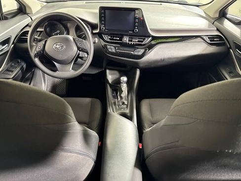 Used 2021 Toyota C-HR LE image 18