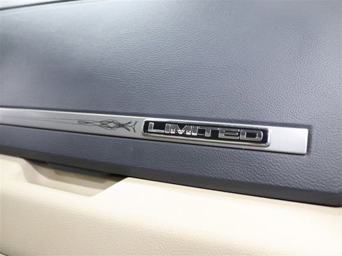 Used 2018 RAM 2500 Limited image 35