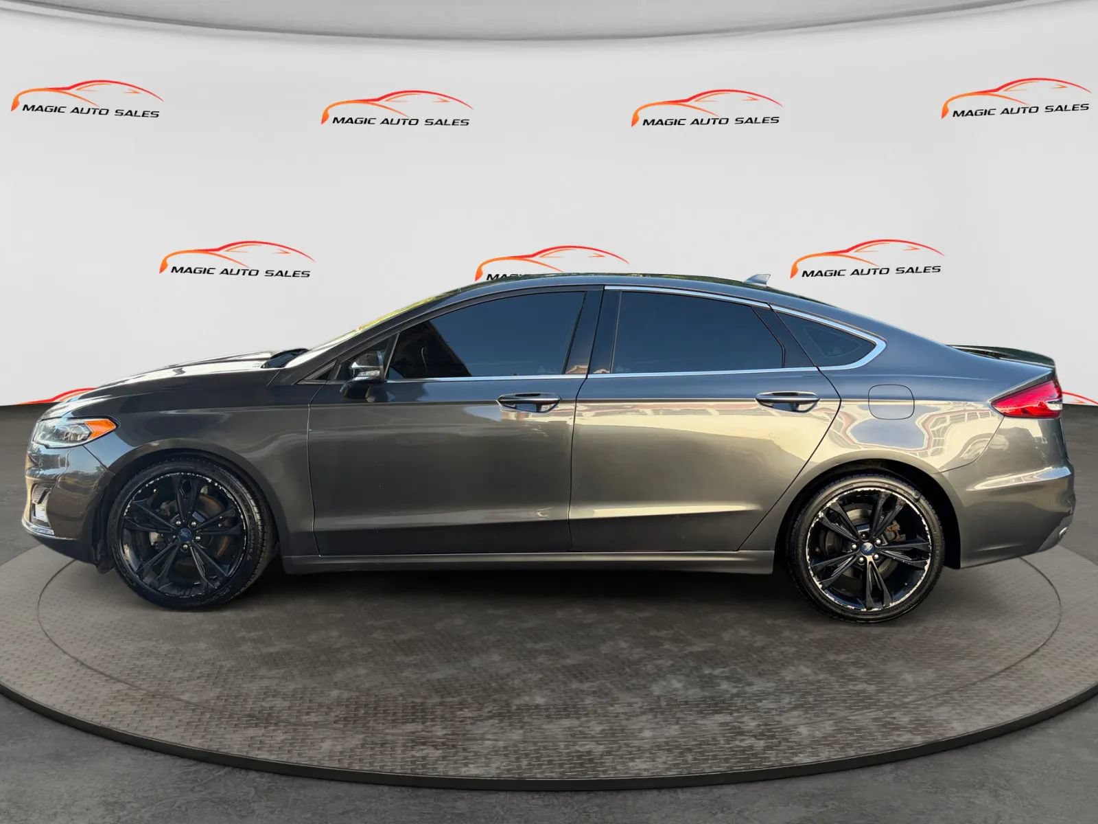 Used 2020 Ford Fusion Titanium AWD/4WD image 7