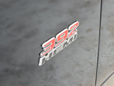 Used 2014 Dodge Challenger SRT8 image 13