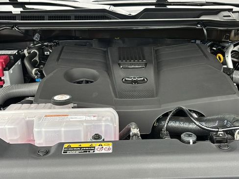 New 2026 Toyota Tundra Platinum AWD/4WD image 38
