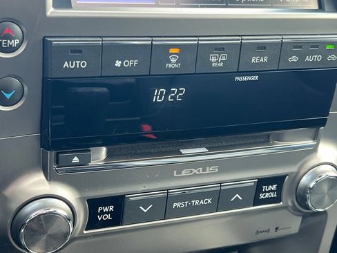 Used 2020 Lexus GX 460 Premium w/ Premium Package AWD/4WD image 21