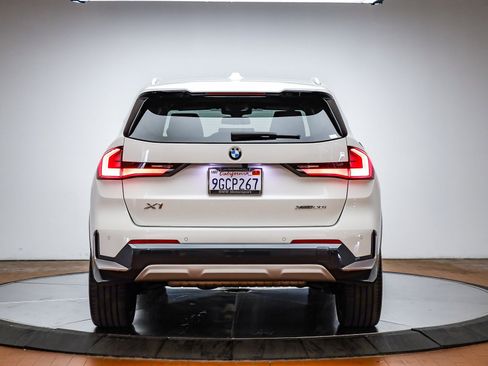 Certified 2023 BMW X1 xDrive28i w/ Convenience Package image 8