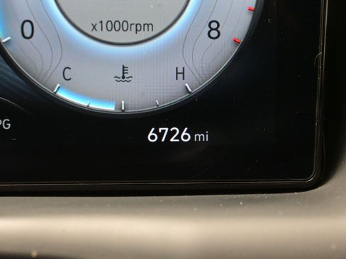 Used 2024 Hyundai Tucson SE image 22