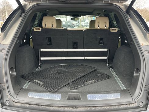 Used 2018 Cadillac XT5 Luxury w/ LPO, Wheel Lock Package image 26