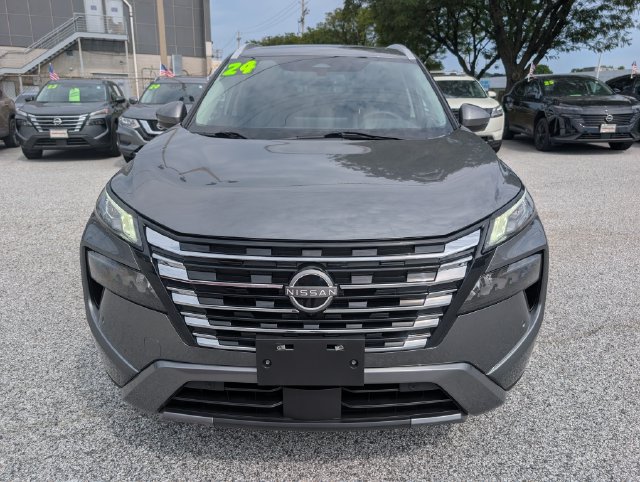 Used 2024 Nissan Rogue SL w/ SL Premium Package AWD/4WD image 8