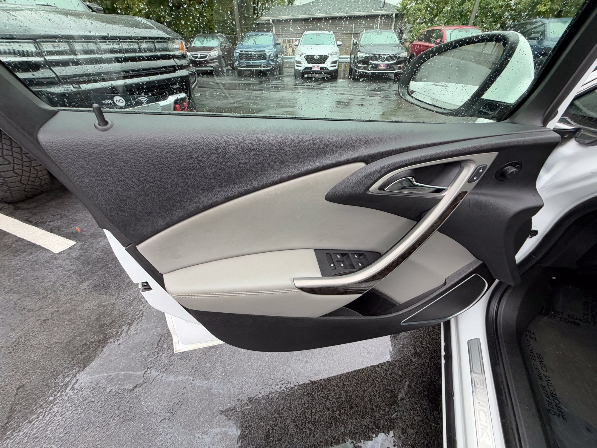 Used 2016 Buick Verano w/ Comfort Package FWD image 18