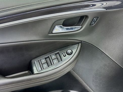Used 2019 Chevrolet Impala LT image 25