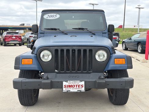 Used 2005 Jeep Wrangler X w/ Tire & Wheel Group (Ecco) AWD/4WD image 3