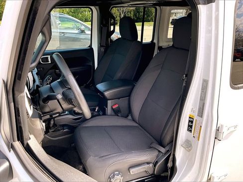 Used 2023 Jeep Wrangler Unlimited AWD/4WD image 10
