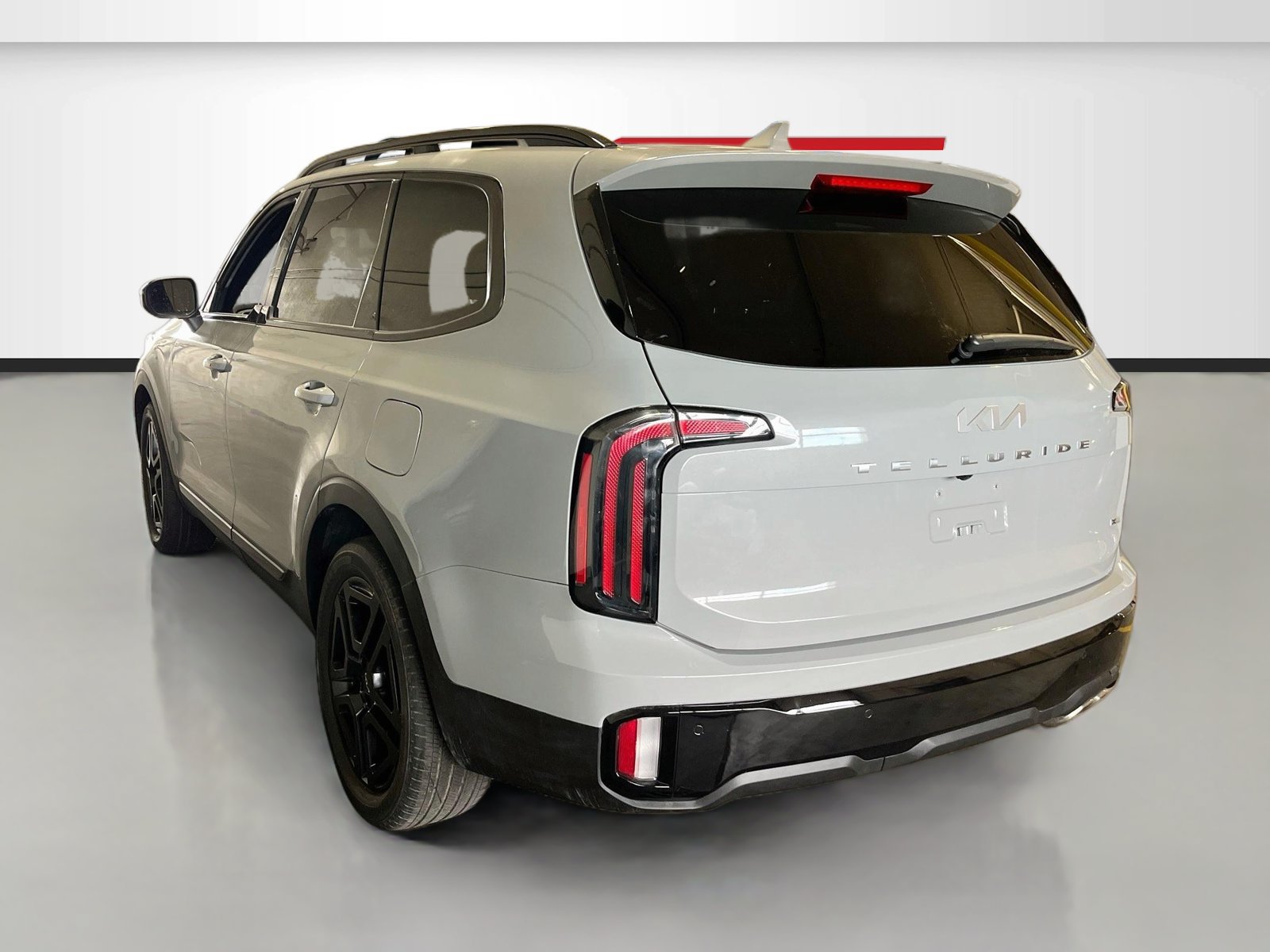 Used 2024 Kia Telluride EX X-Line AWD/4WD image 5