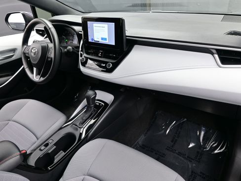 Used 2024 Toyota Corolla SE image 14