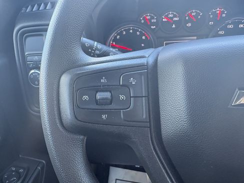 Used 2023 Chevrolet Silverado 1500 Custom image 17