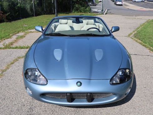 Used 2003 Jaguar XK8 Convertible RWD image 4