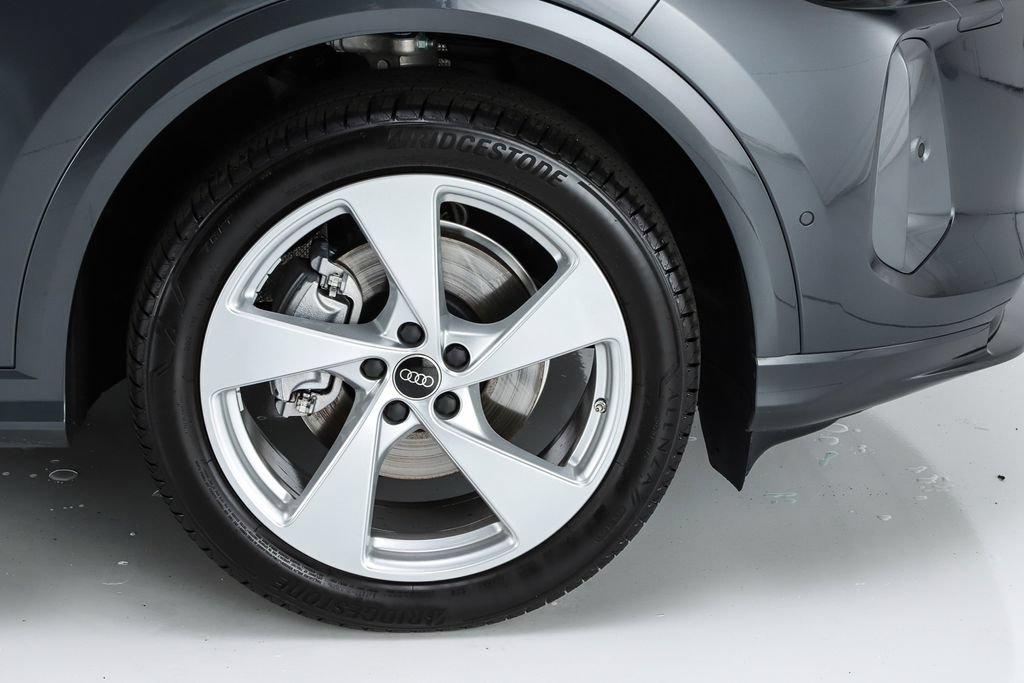 Used 2025 Audi Q5 Prestige AWD/4WD image 60