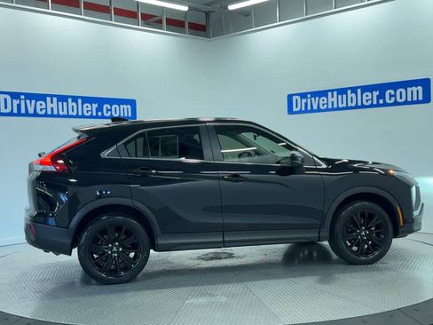 Used 2024 Mitsubishi Eclipse Cross LE AWD/4WD image 3