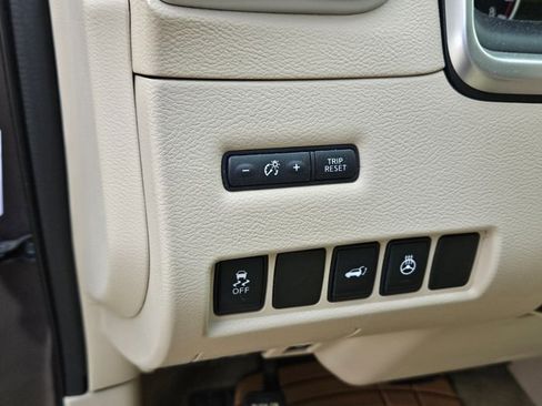 Used 2015 Nissan Murano Platinum w/ Platinum Technology Package image 10