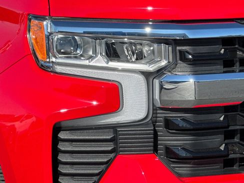 Used 2025 Chevrolet Silverado 1500 LT image 42