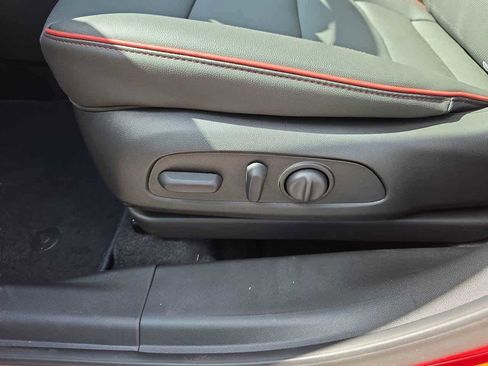 New 2026 Chevrolet TrailBlazer RS w/ Convenience Package FWD image 18