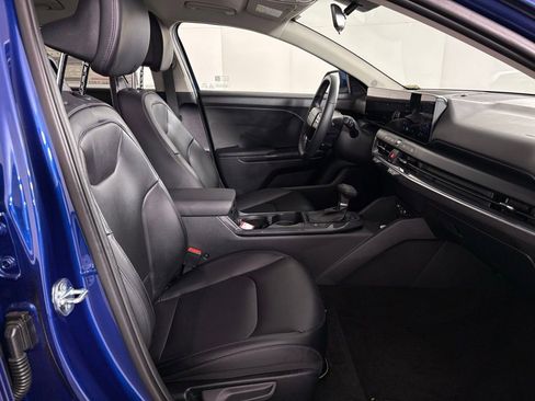 New 2026 Kia K4 EX FWD image 42