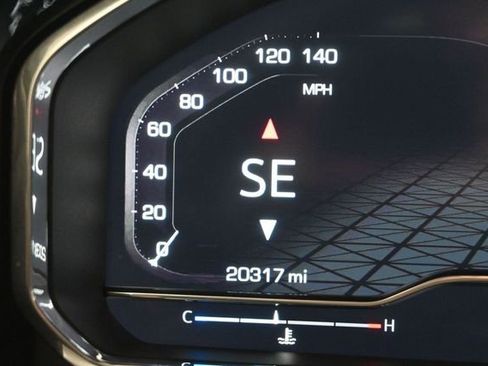 Used 2024 GMC Sierra 1500 Elevation RWD image 13