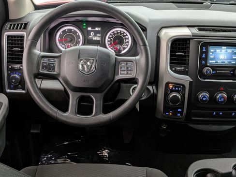 Used 2019 RAM 1500 Classic Warlock image 5