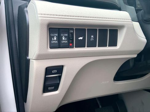 Used 2026 Honda Odyssey EX-L image 70