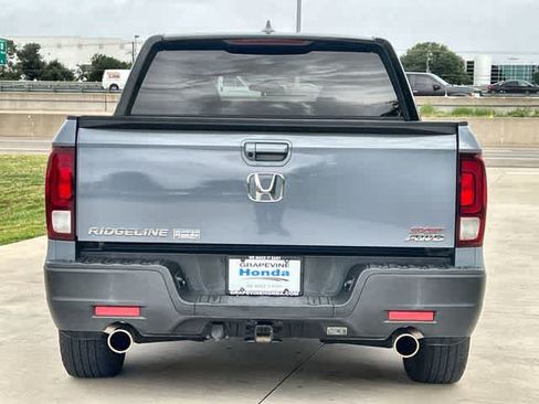 Used 2023 Honda Ridgeline Sport image 6