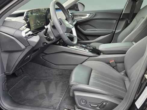 Used 2025 Audi A5 2.0T Premium Plus w/ Premium Plus image 13