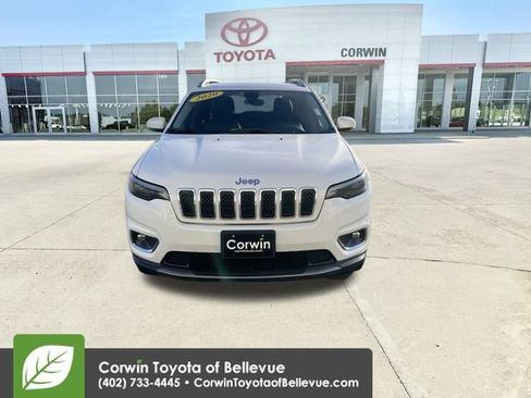 Used 2020 Jeep Cherokee Limited image 3