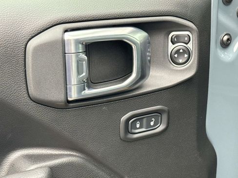 New 2026 Jeep Gladiator Sport AWD/4WD image 21