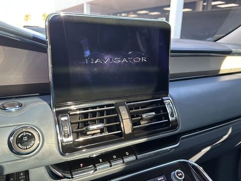 Used 2018 Lincoln Navigator Black Label w/ Cargo Package image 15