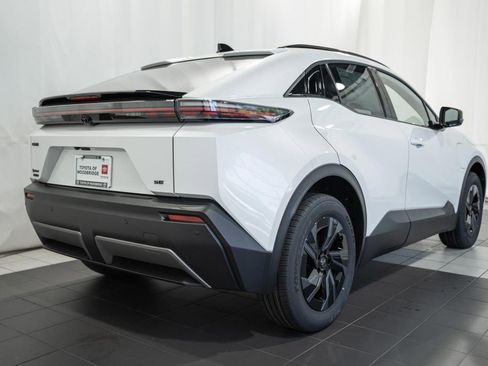 New 2026 Toyota C-HR AWD/4WD image 4