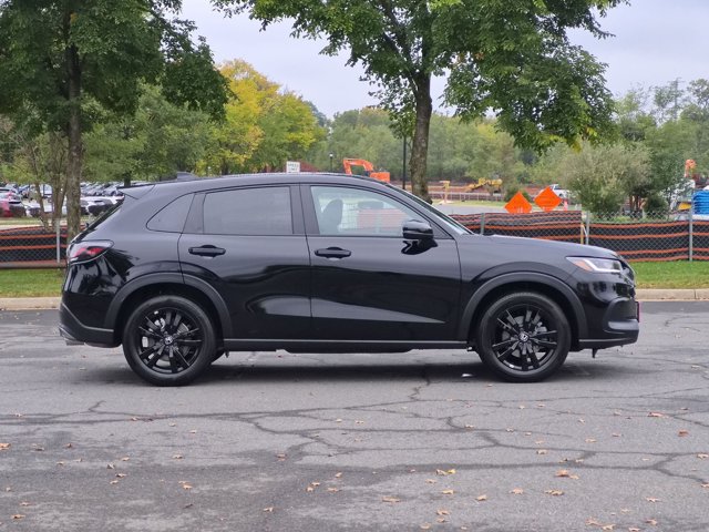 Certified 2027 Honda HR-V Sport image 4