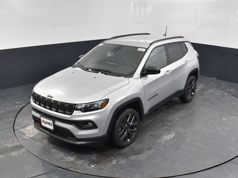 New 2026 Jeep Compass Latitude AWD/4WD image 35